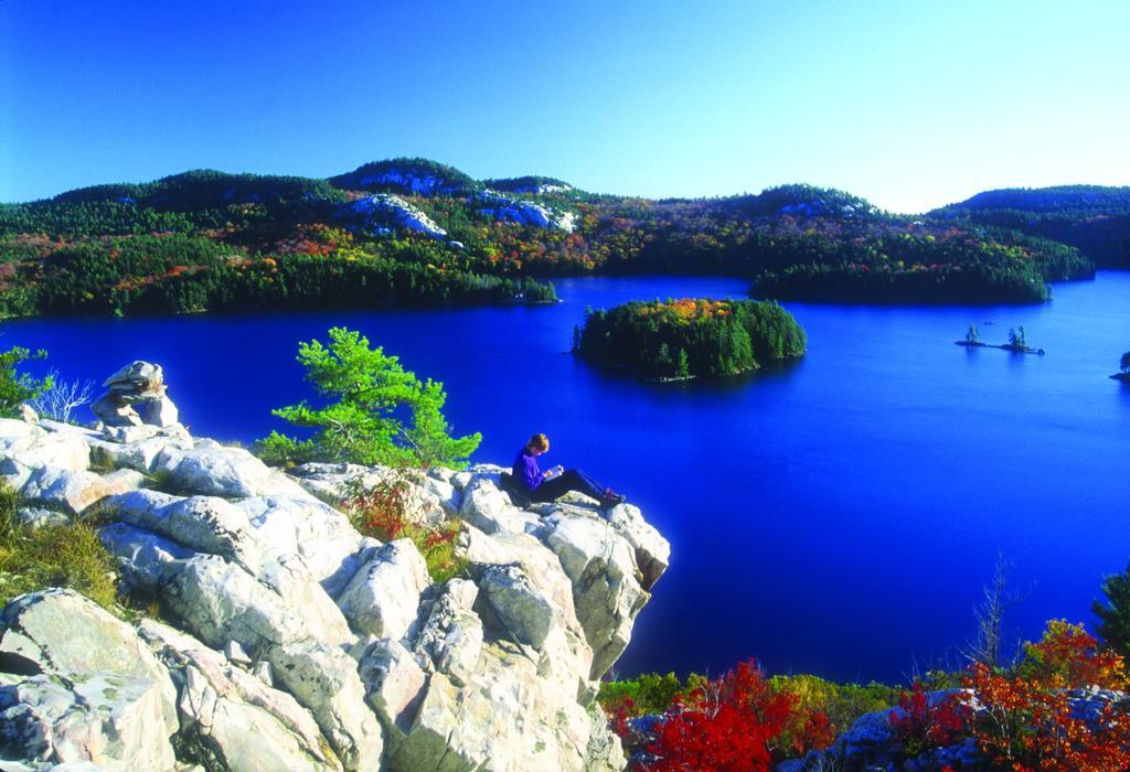 Killarney Mountain Lodge Екстериор снимка