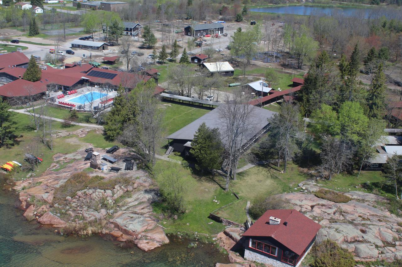 Killarney Mountain Lodge Екстериор снимка