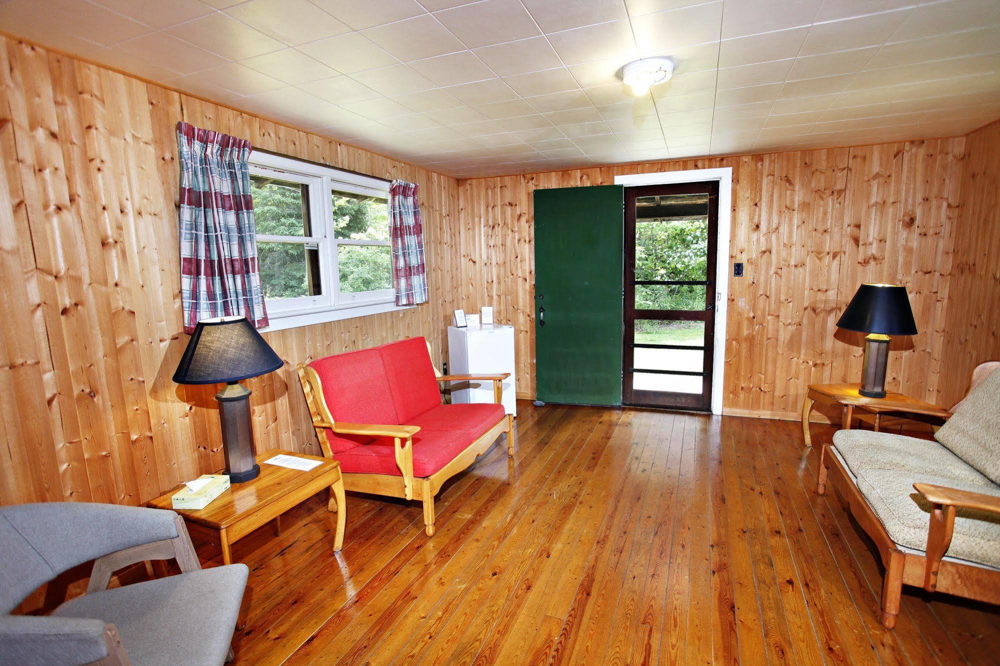 Killarney Mountain Lodge Екстериор снимка
