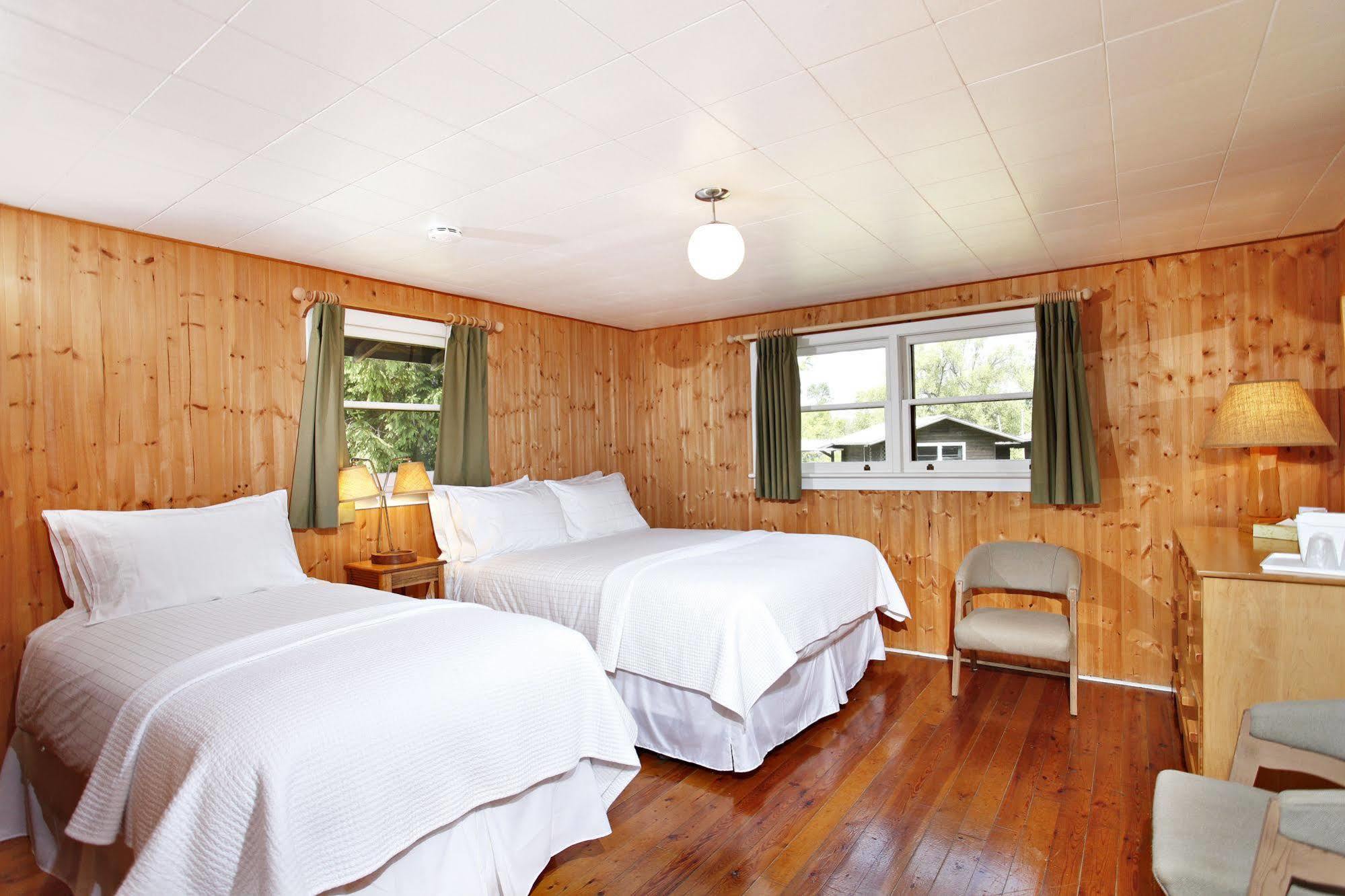 Killarney Mountain Lodge Екстериор снимка