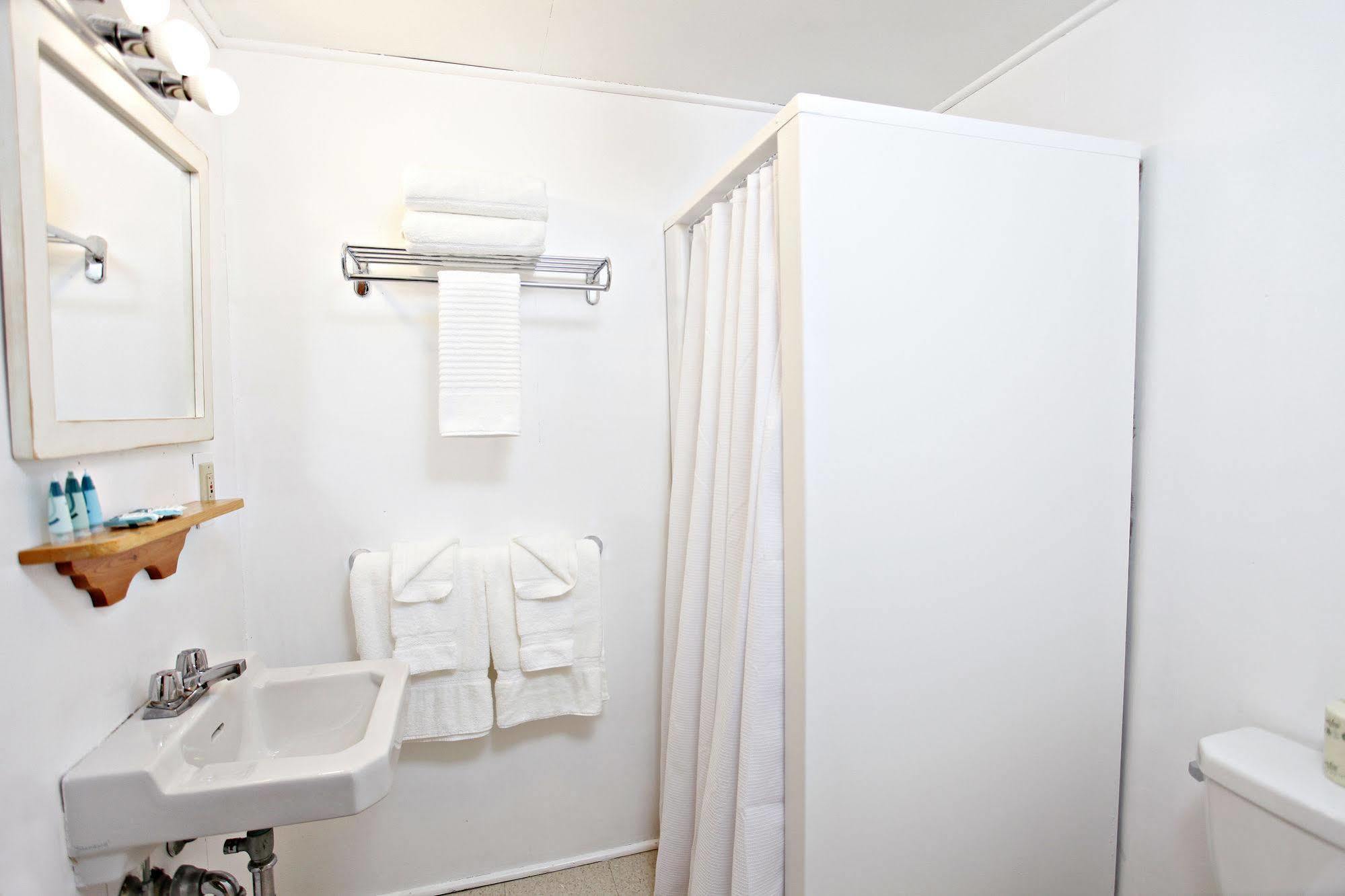 Killarney Mountain Lodge Екстериор снимка