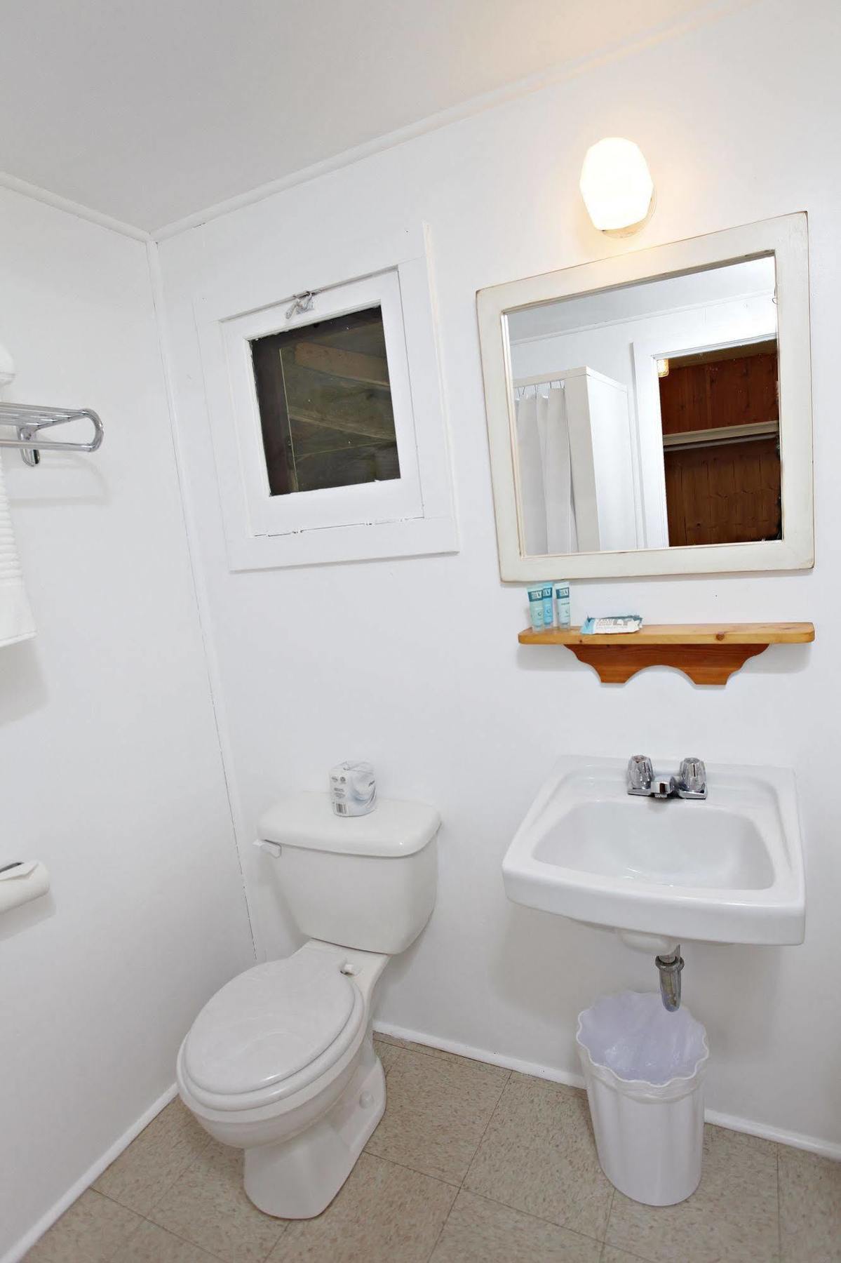 Killarney Mountain Lodge Екстериор снимка
