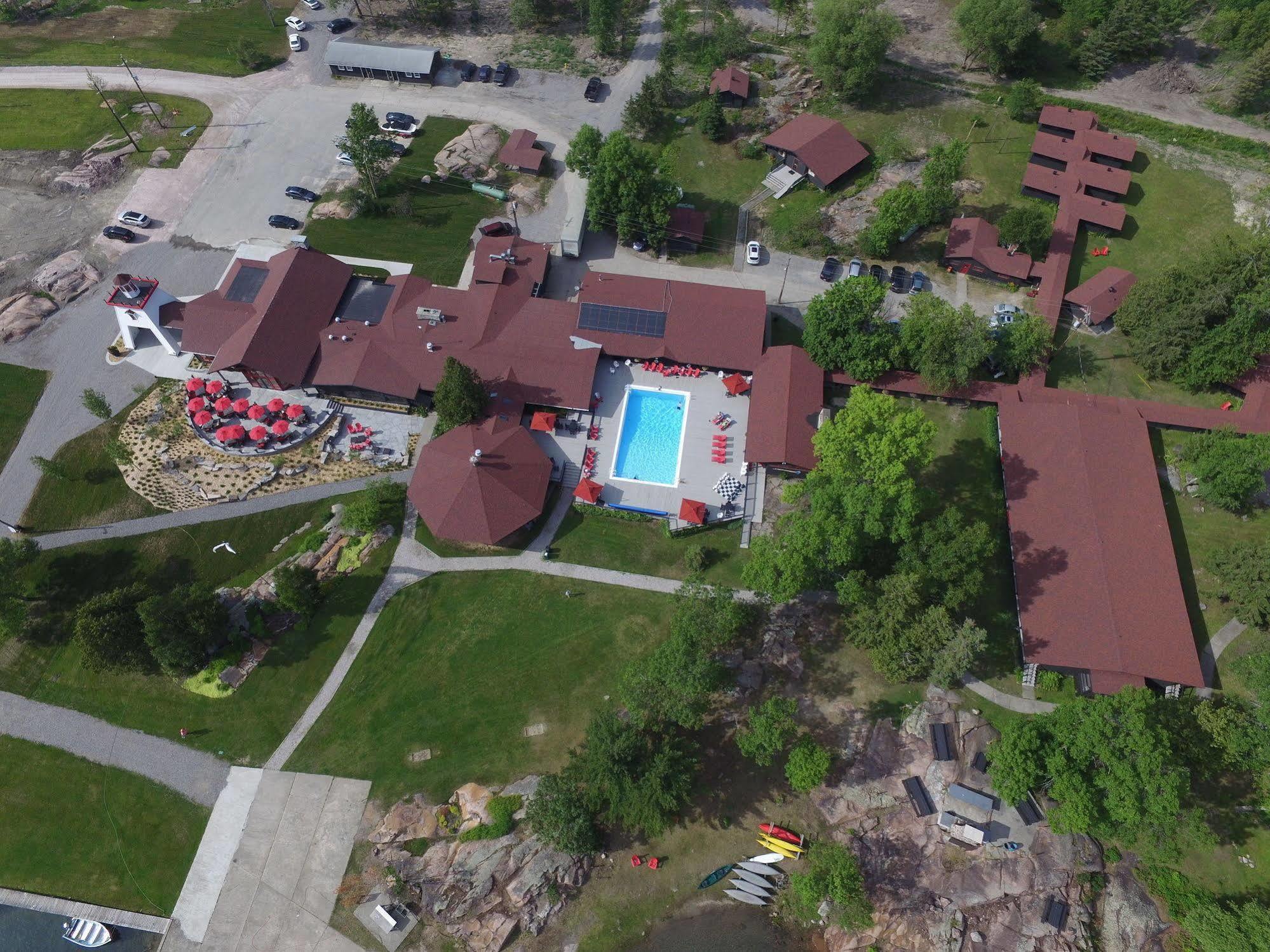Killarney Mountain Lodge Екстериор снимка
