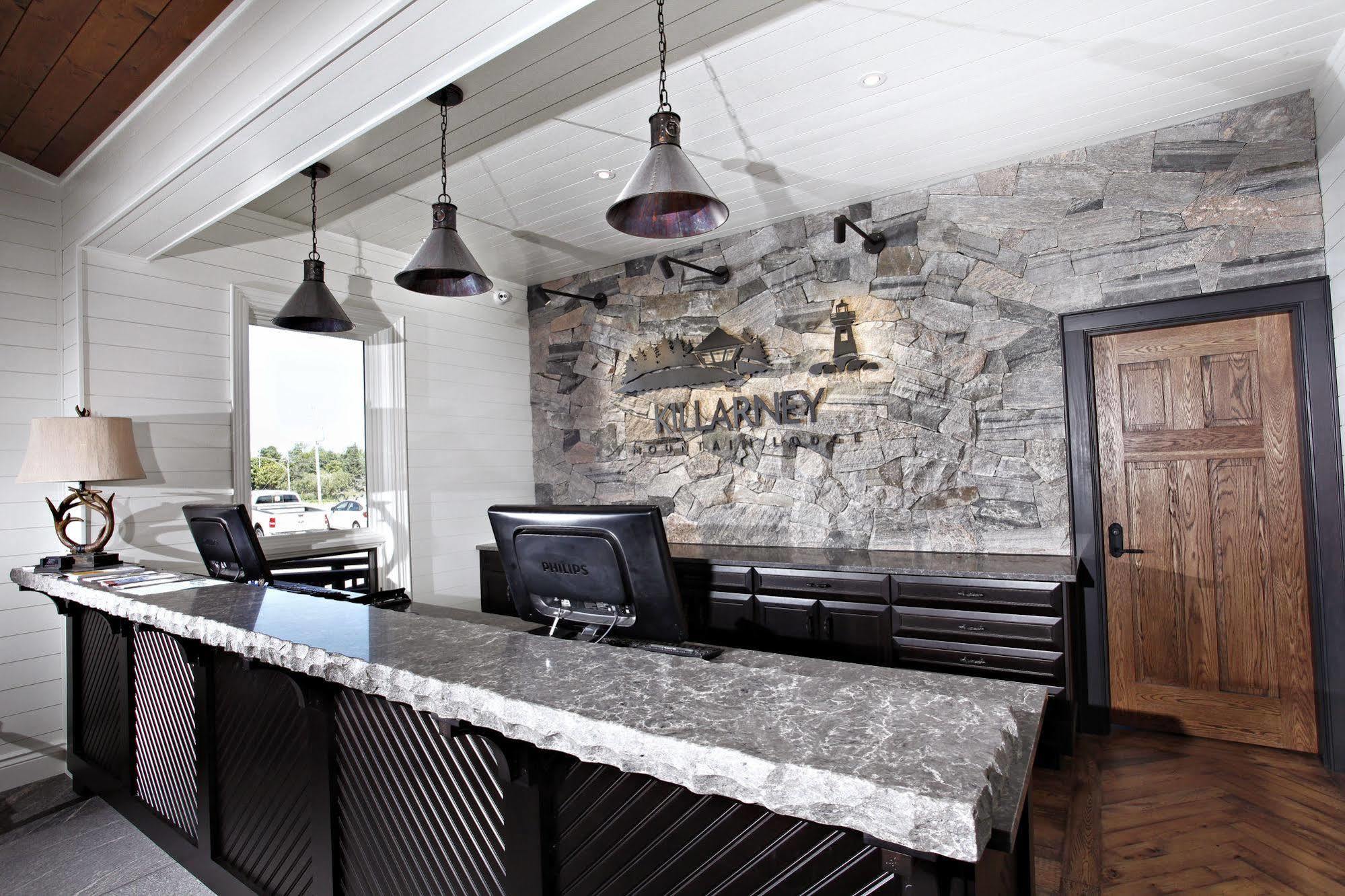 Killarney Mountain Lodge Екстериор снимка